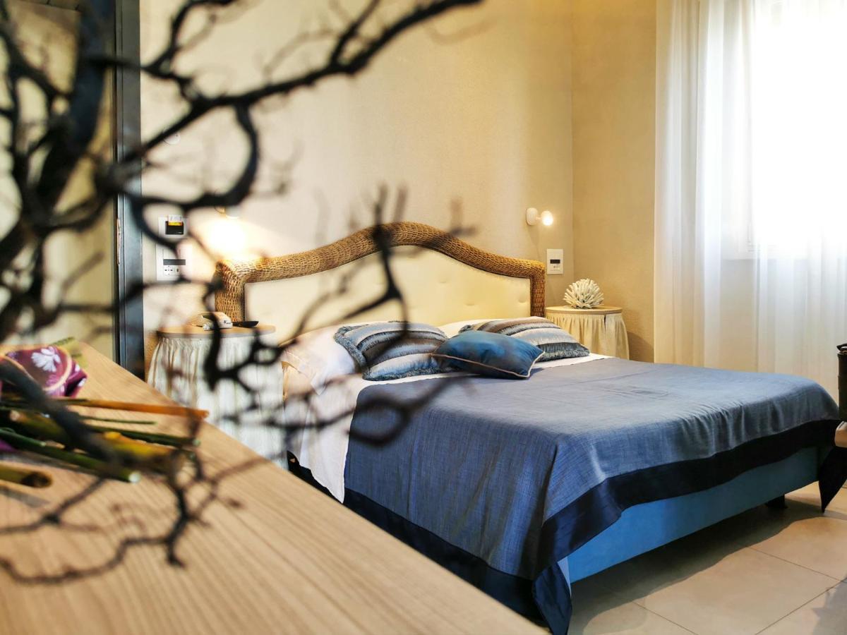 Hotel Alba Misano Adriatico Esterno foto