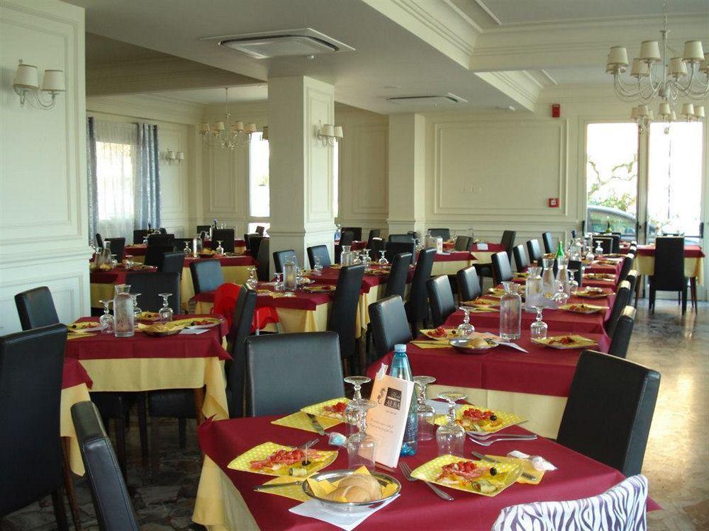 Hotel Alba Misano Adriatico Esterno foto